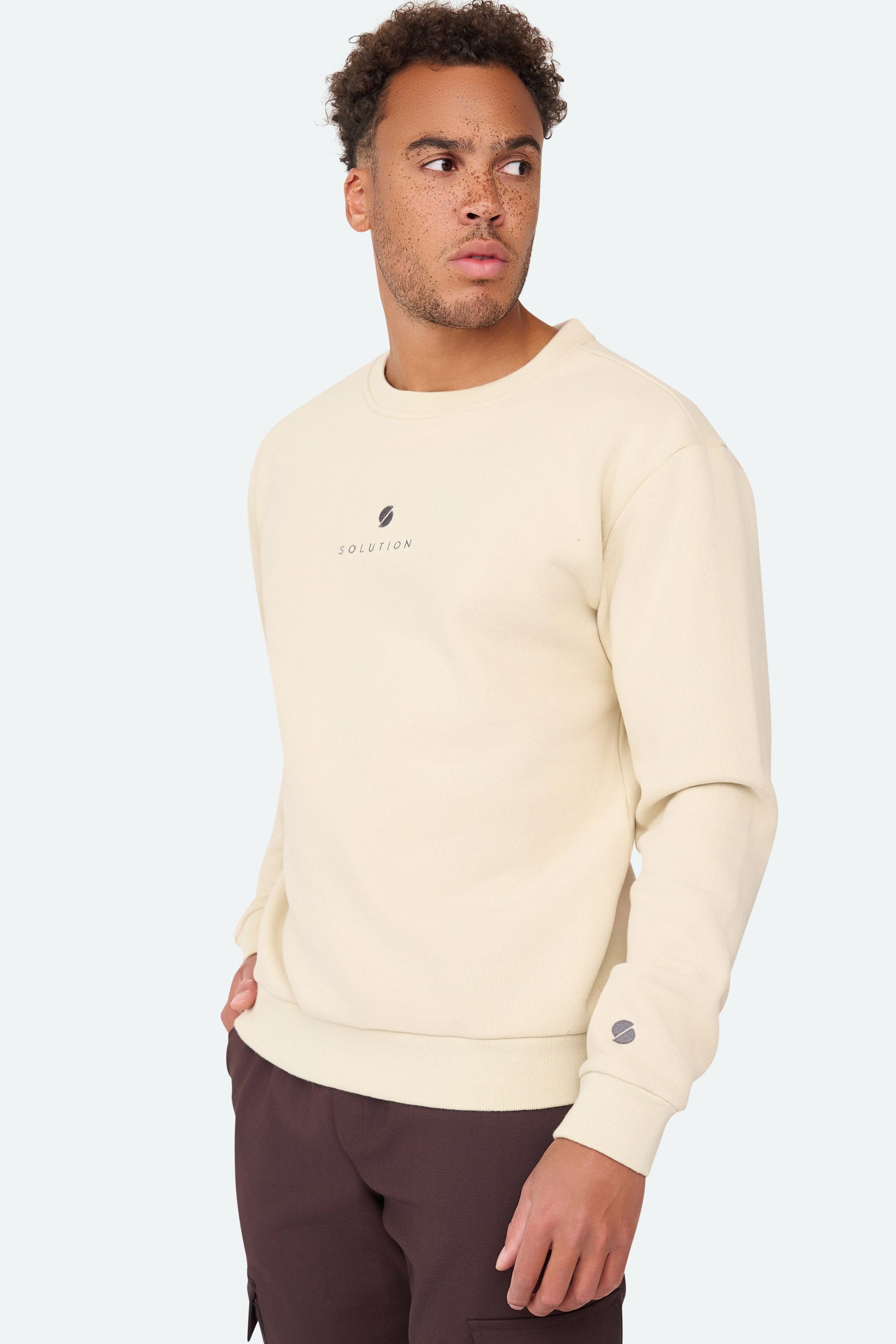 Signature Crewneck Zement